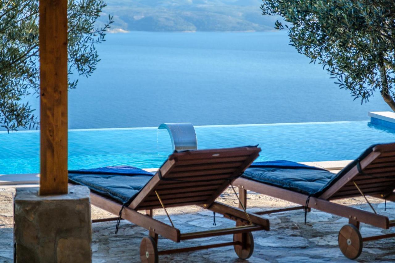 Villa Secluded Paradise Омиш Экстерьер фото